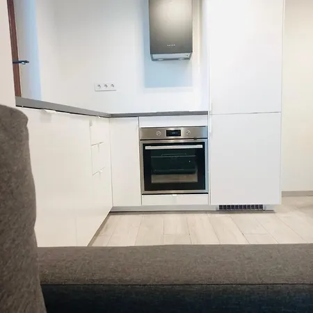 Daire Sunshine At The Balaton - 100m From The Beach, Walking Distance From Centrum, Shops And Restaurants