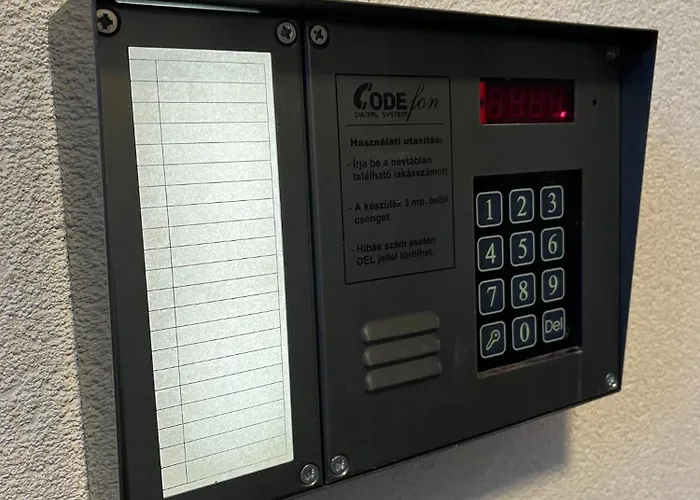 Appartement Sunshine At The Balaton - 100m From The Beach, Walking Distance From Centrum, Shops And Restaurants